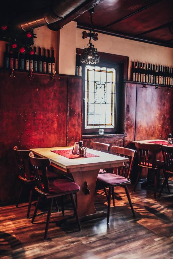 Gasthaus Zum Loewen Francoforte sul Meno Esterno foto