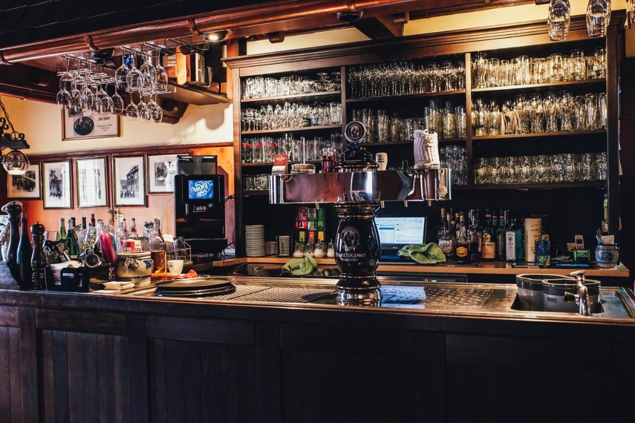 Gasthaus Zum Loewen Francoforte sul Meno Esterno foto
