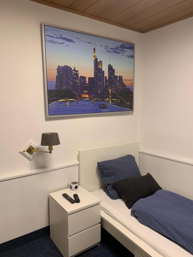 Gasthaus Zum Loewen Francoforte sul Meno Esterno foto